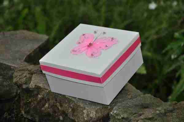 live-butterflies-for-graduations